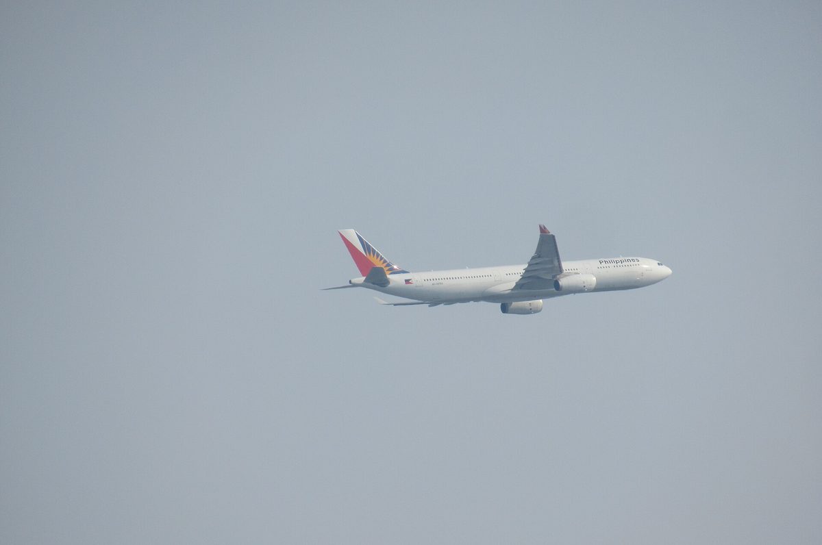 A Philippine Airlines aircraft, the flag carrier operating nonstop US to Philippines flights