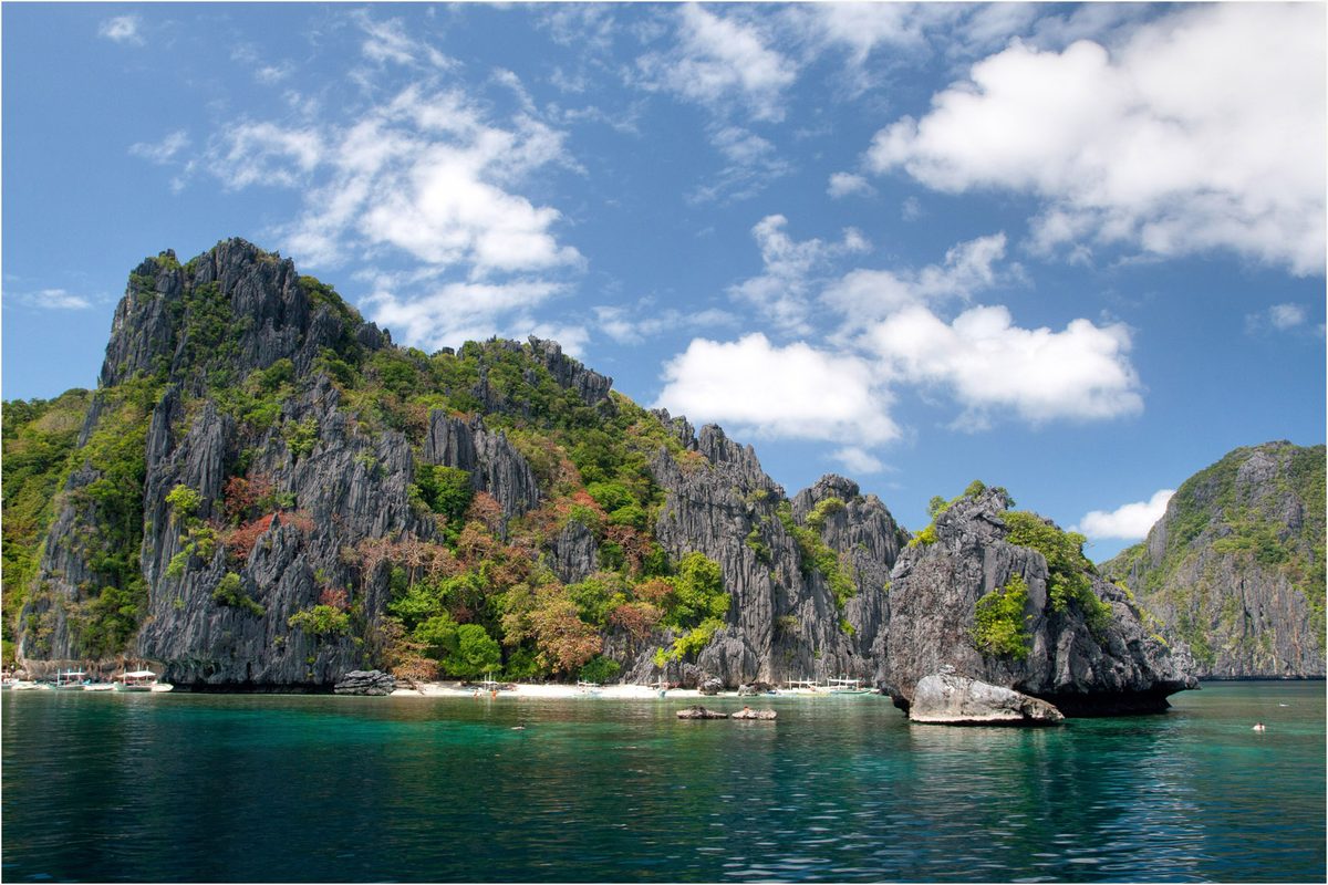 Limestone karst and clear water at Shimizu Island, a Tour A lunch stop in El Nido, Philippines