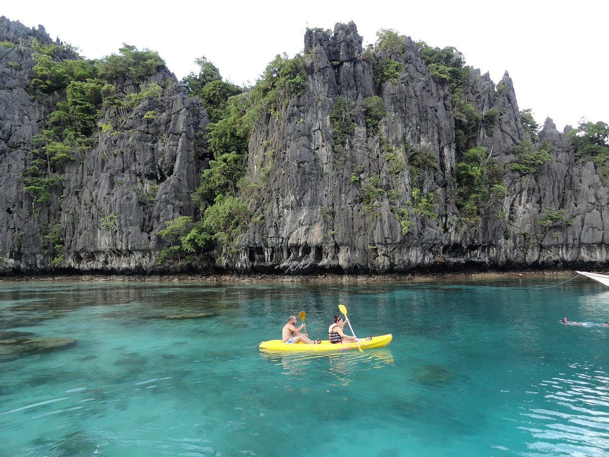 The narrow rock entrance to Small Lagoon in El Nido, Palawan, visited on Tour D