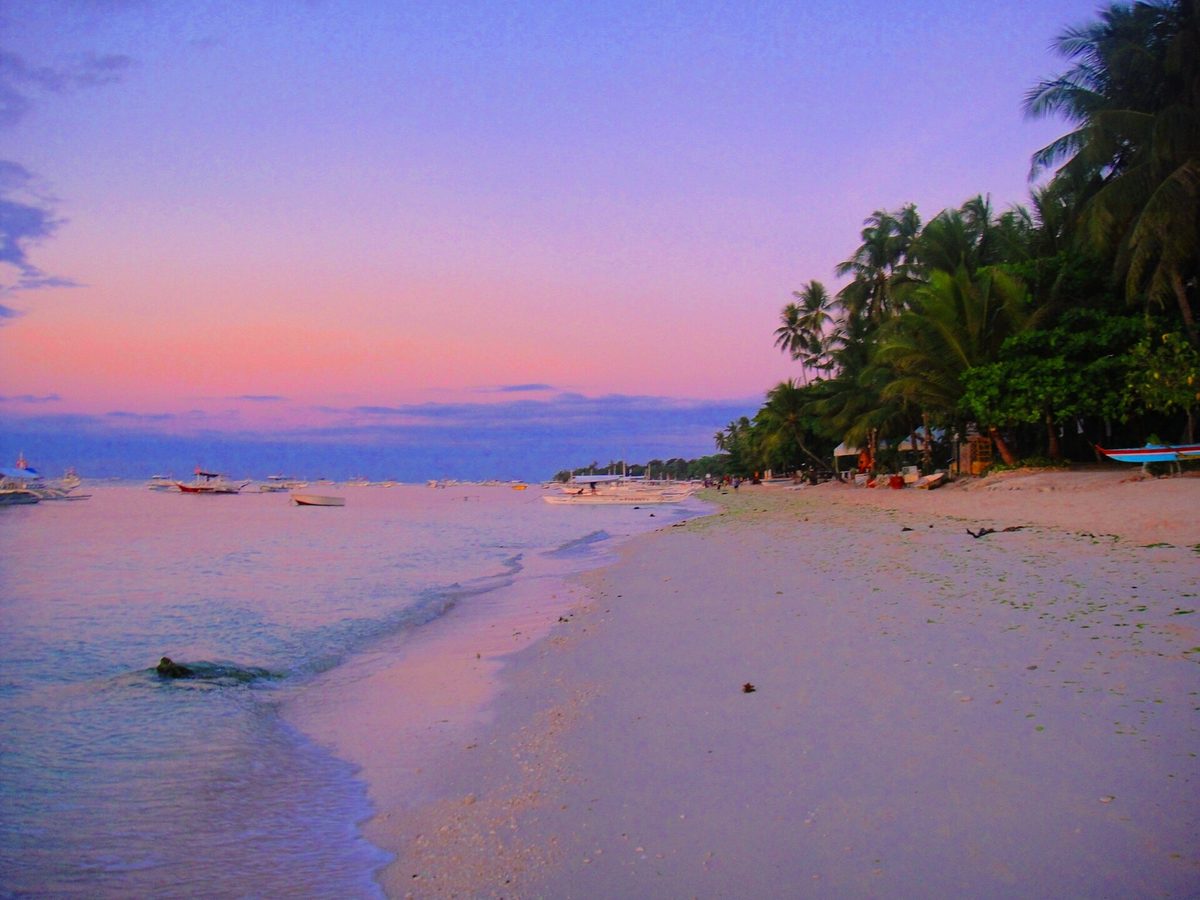 Quiet Doljo Beach sunset on Panglao Island